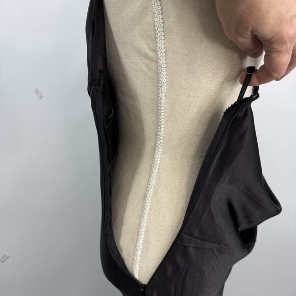 Mogidol Italian Summer Tie Neck Sleeveless Dress Black Satin size Medium NEW - Picture 11 of 15